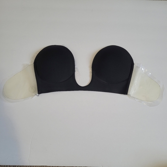 STRAPLESS Sticky Push-Up Bra Plunge | A Cup - Picture 3 of 3